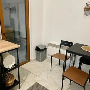 Vis-a-vis - Gara De Nord Bucureşti